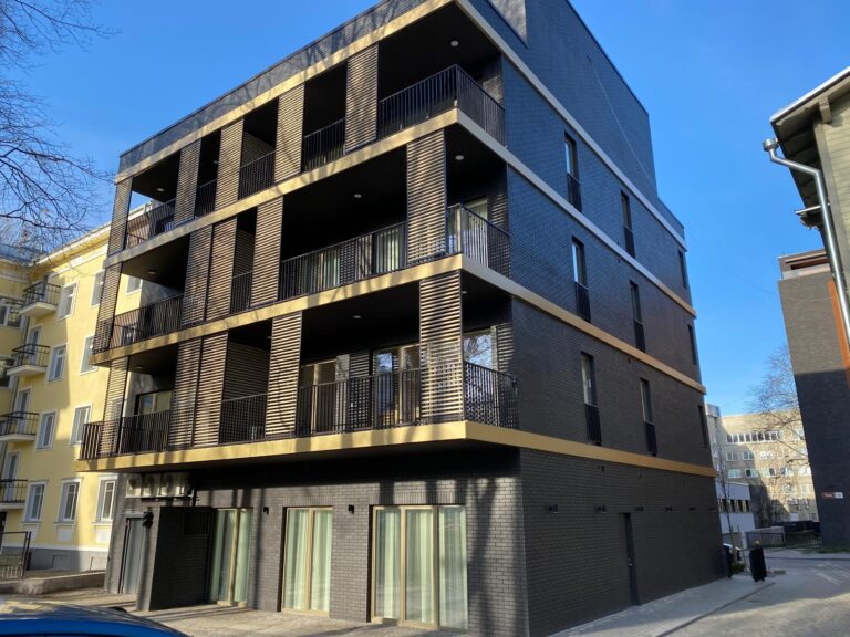 Korterelamu fassaaditööd